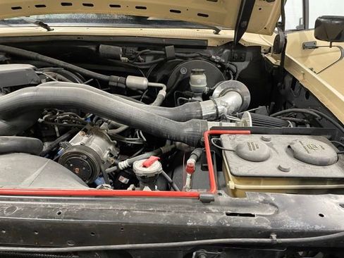 Used 1989 Ford Bronco Custom image 23