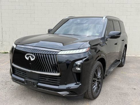 Used 2025 INFINITI QX80 Autograph AWD/4WD image 2