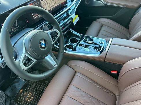 New 2026 BMW X7 xDrive40i w/ Executive Package image 4