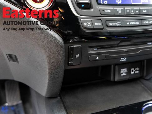 Used 2021 Honda Pilot Touring image 20