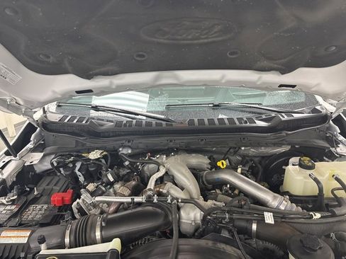 Used 2024 Ford F250 Platinum w/ Snow Plow Prep Package image 29