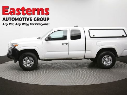 Used 2019 Toyota Tacoma SR image 57