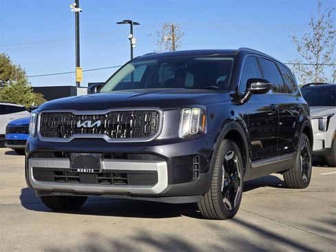 New 2025 Kia Telluride EX w/ EX Captain's Chair Package image 2