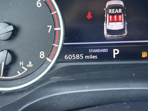 Used 2023 Nissan Rogue SV FWD image 29