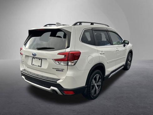 Used 2020 Subaru Forester Touring image 3