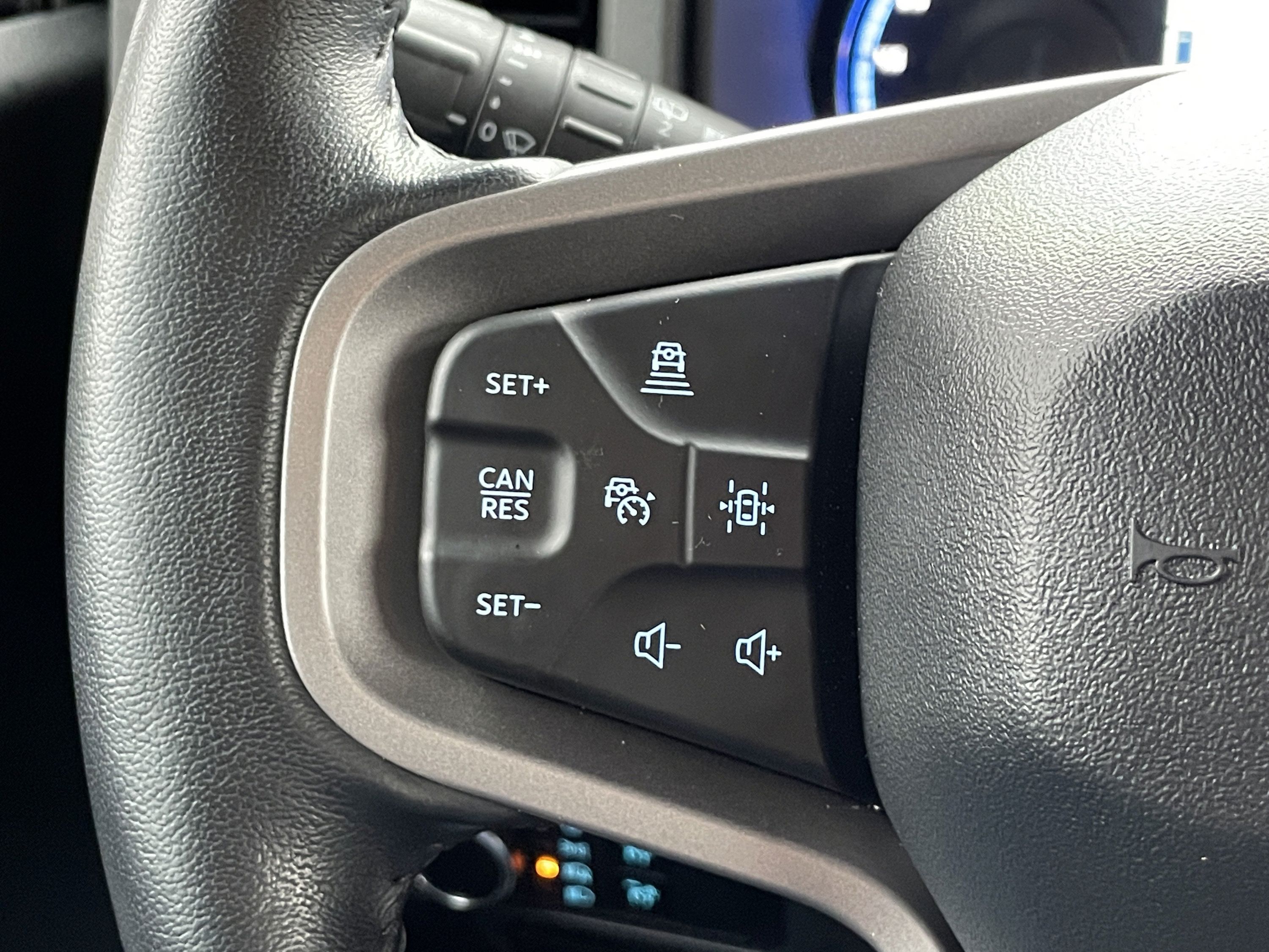 Used 2024 Ford Bronco Badlands AWD/4WD image 17