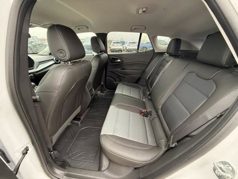 New 2026 Chevrolet Trax LT image 24