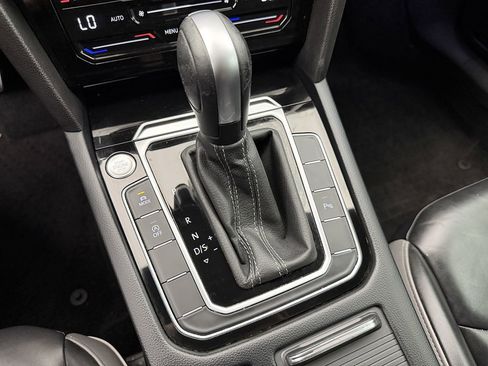 Used 2023 Volkswagen Arteon SEL AWD/4WD image 30