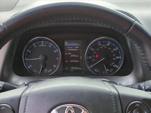 Used 2016 Toyota RAV4 XLE image 11