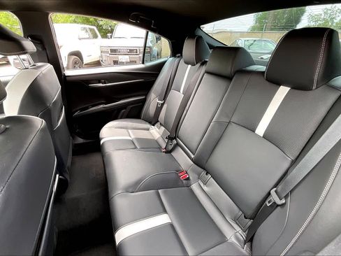 Used 2025 Toyota Camry SE w/ Convenience Package FWD image 20