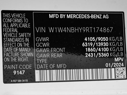 Used 2024 Mercedes-Benz Sprinter 2500 image 45