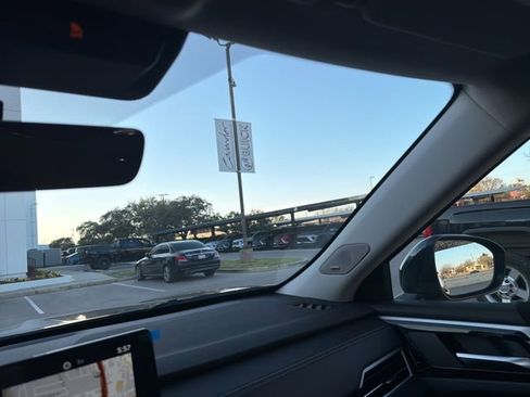 Used 2025 Mitsubishi Outlander ES image 17