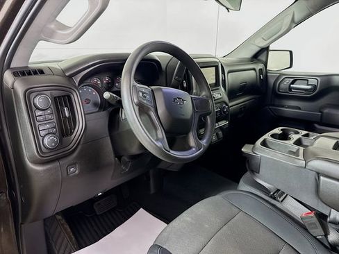 Used 2019 Chevrolet Silverado 1500 Custom Trail Boss w/ Custom Convenience Package AWD/4WD image 11