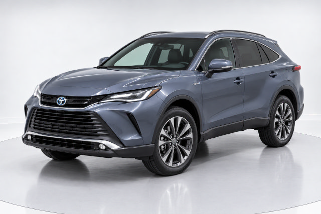 Used 2022 Toyota Venza XLE AWD/4WD image 1