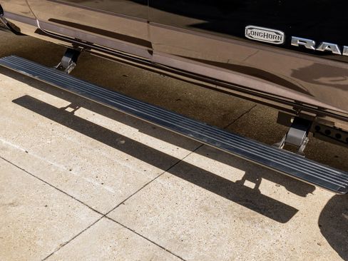 Used 2022 RAM 2500 Limited image 13