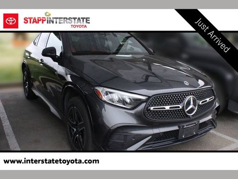 Used 2024 Mercedes-Benz GLC 300 4MATIC image 1