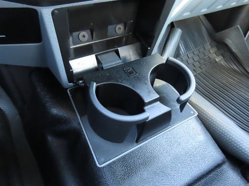 Used 2015 Ford F350 XL image 29