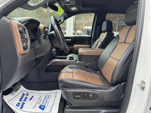 Used 2021 Chevrolet Silverado 1500 High Country image 16