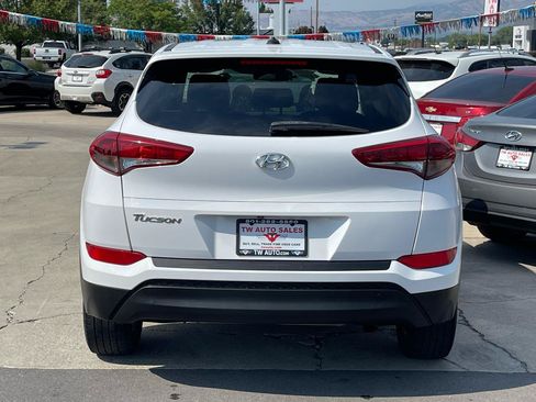Used 2017 Hyundai Tucson SE FWD image 6