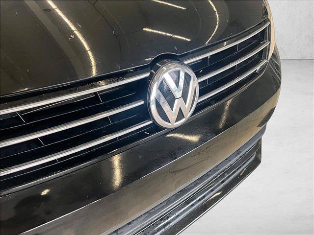 Used 2017 Volkswagen Jetta SE FWD image 27