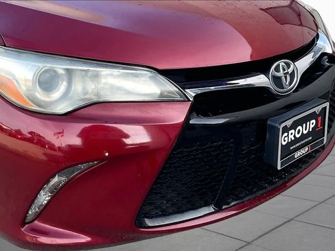 Used 2017 Toyota Camry SE FWD image 27
