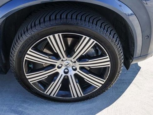 Used 2023 Volvo XC90 T8 Plus w/ Protection Package Premier image 10