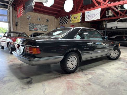 Used 1990 Mercedes-Benz 560 SEC image 2