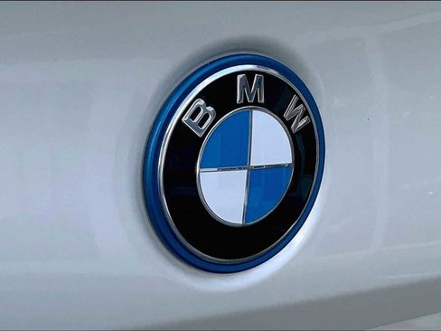 Certified 2024 BMW i5 eDrive40i w/ Premium Package image 30