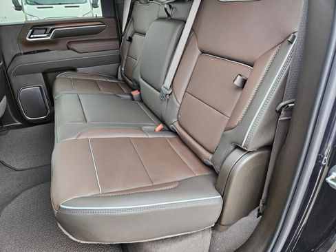 New 2026 GMC Sierra 3500 Denali w/ Technology Package AWD/4WD image 27