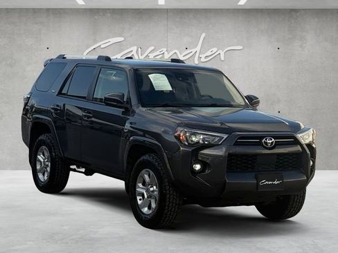 Used 2022 Toyota 4Runner SR5 RWD image 2