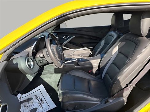 Used 2016 Chevrolet Camaro LT w/ RS Package image 7