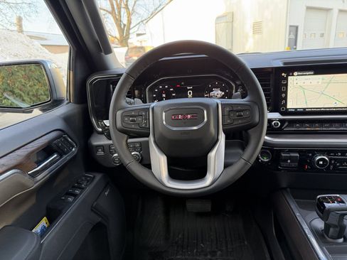 New 2026 GMC Sierra 1500 SLT w/ SLT Premium Plus Package AWD/4WD image 13