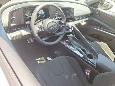 New 2025 Hyundai Elantra Sport image 2