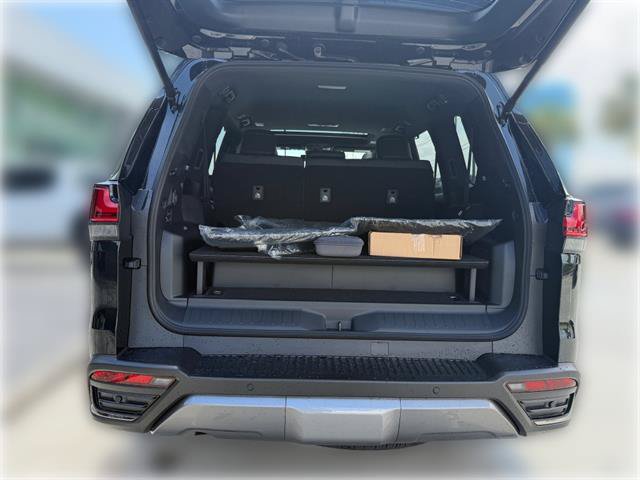 New 2026 Lexus LX 700h Luxury w/ Appearance Package AWD/4WD image 7