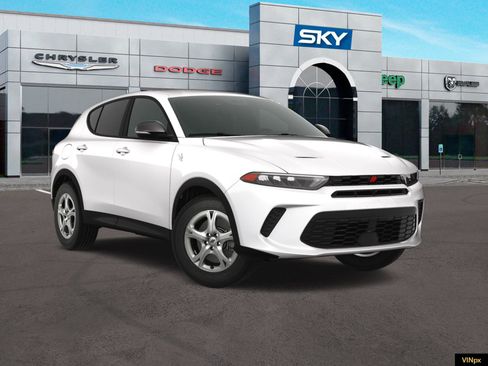 Used 2025 Dodge Hornet GT image 13