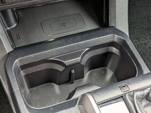 Used 2019 Toyota Tacoma Limited image 21