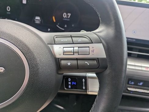 Used 2024 Hyundai Kona Limited AWD/4WD image 21