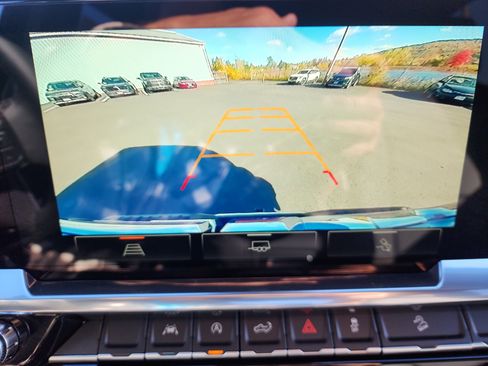 New 2026 GMC Sierra 1500 SLT w/ SLT Premium Package image 19