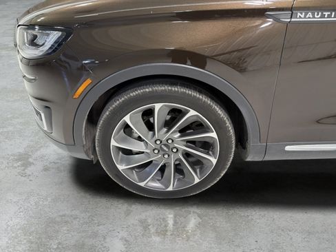 Used 2019 Lincoln Nautilus Reserve w/ Class II Trailer Tow Package FWD image 20