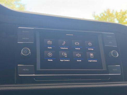 Certified 2024 Volkswagen Jetta S FWD image 20