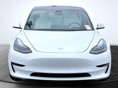 Used 2022 Tesla Model 3 image 6