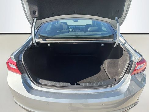 Used 2025 Chevrolet Malibu LT FWD image 25