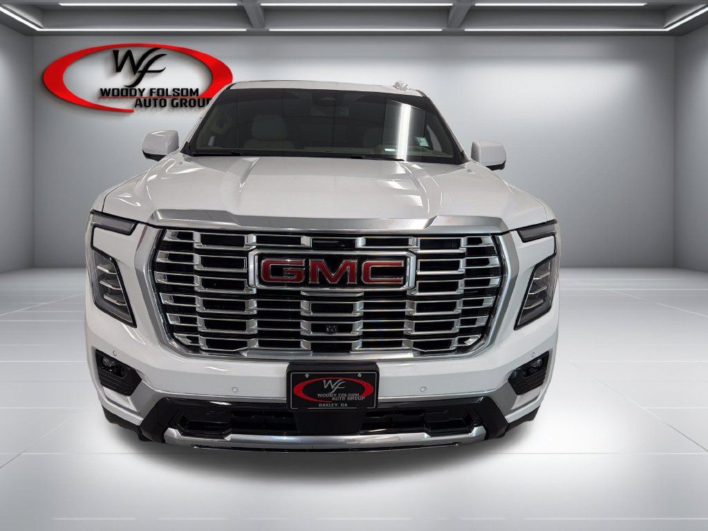 Used 2026 GMC Yukon XL Denali w/ Sun & Power Step Package RWD image 2