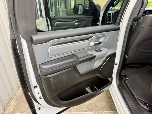 Used 2023 RAM 1500 Big Horn AWD/4WD image 33