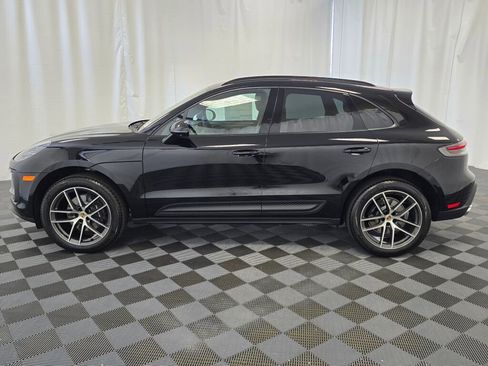 New 2025 Porsche Macan image 2