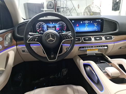 New 2026 Mercedes-Benz GLE 450 4MATIC image 16