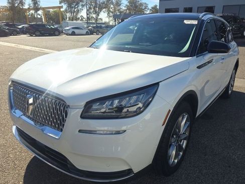 Used 2022 Lincoln Corsair FWD w/ Premium Package image 1