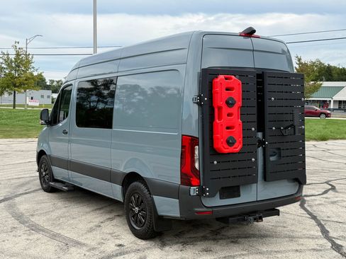 Used 2023 Mercedes-Benz Sprinter 2500 image 6