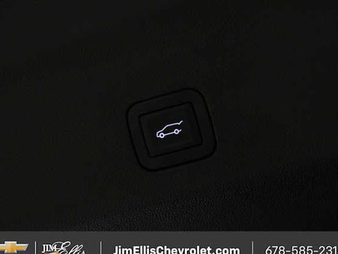 Used 2025 Chevrolet Tahoe LT image 27