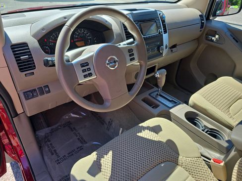 Used 2017 Nissan Frontier SV RWD image 17